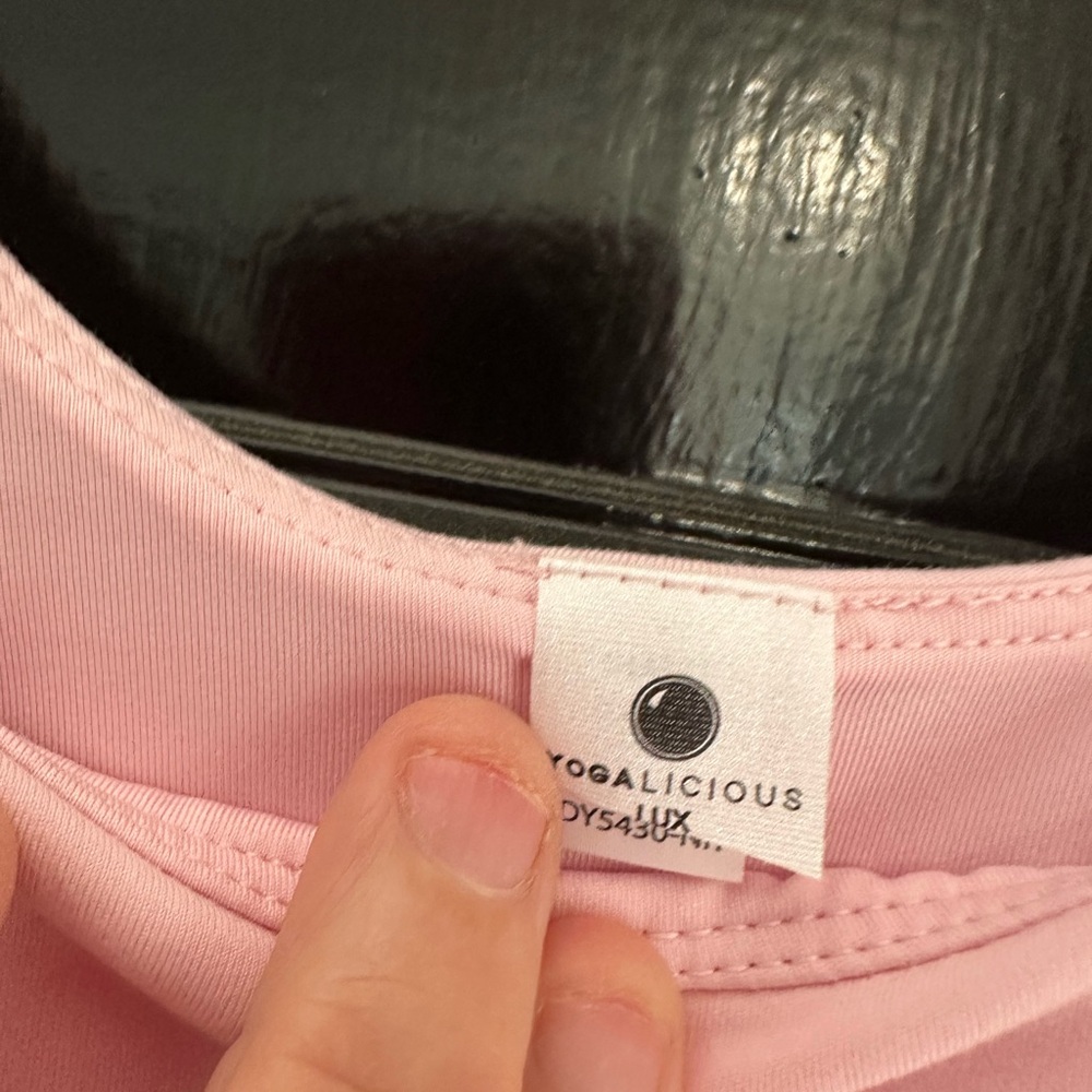 Yogalicious Light Pink Athletic Tank - Picture 3 of 9